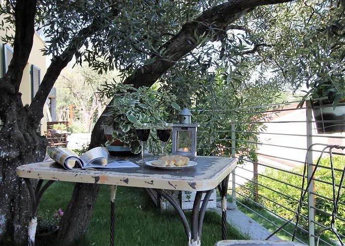 Il Rosale A Frühstückspension Celle Ligure