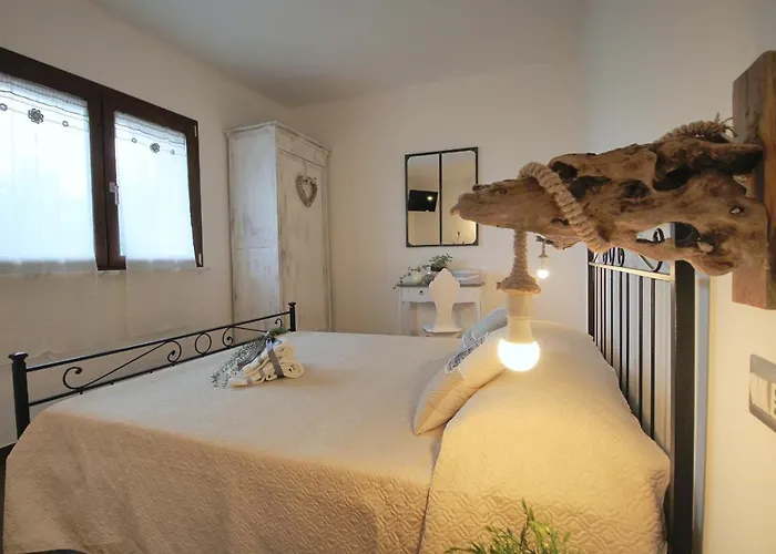 Il Rosale A Celle Ligure